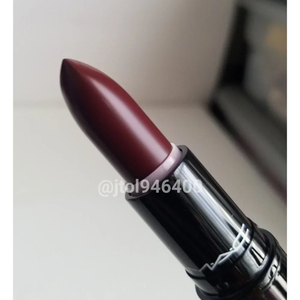 Mac La Femme Lipstick